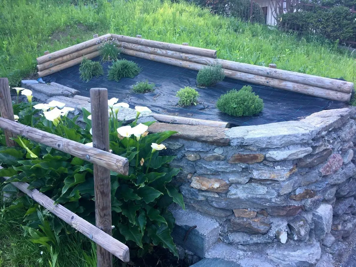 Vila Azalea Di Gigliola Ziello - 